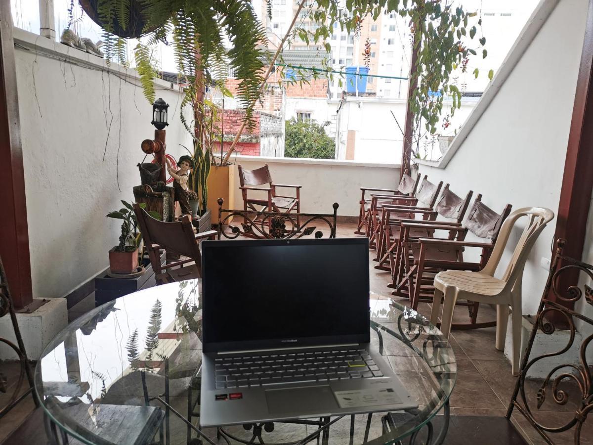 Hostel Brisas Del Nevado 이바게 외부 사진