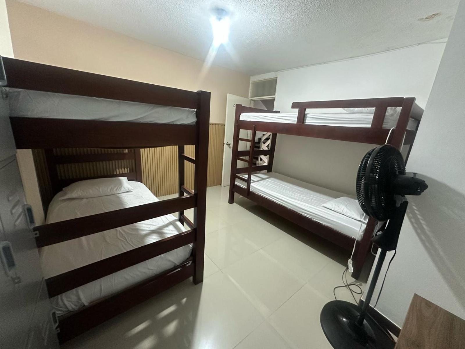 Hostel Brisas Del Nevado 이바게 외부 사진